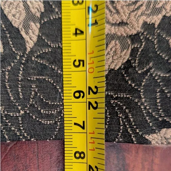 Ann Taylor Flute Skirt with Metallic Floral Pattern - Sz 8P - Picture 8 of 9